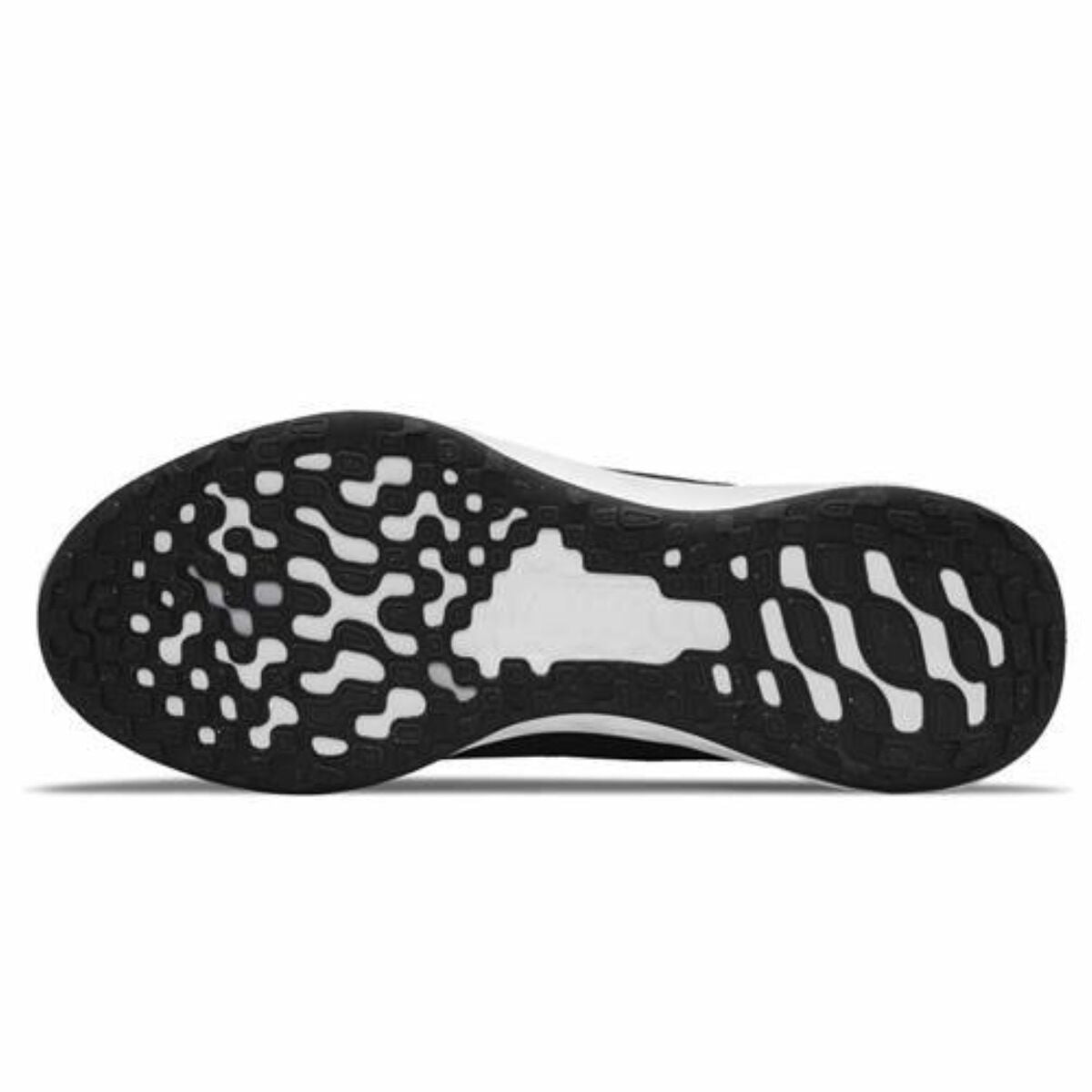 Nike Revolution 6 Black
