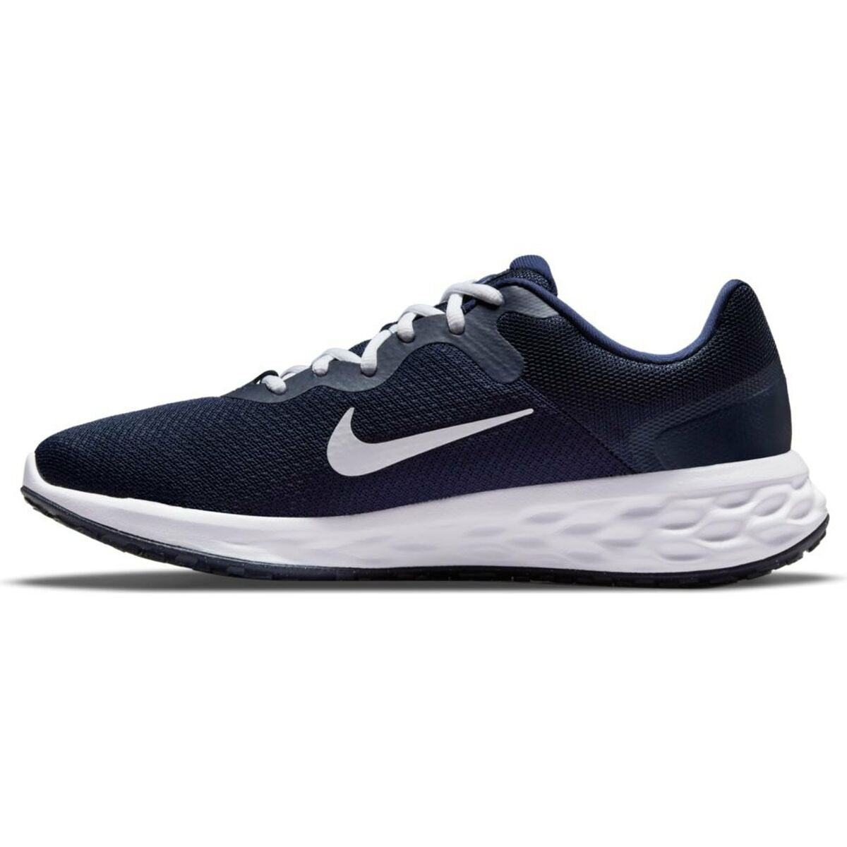 Nike Revolution 6