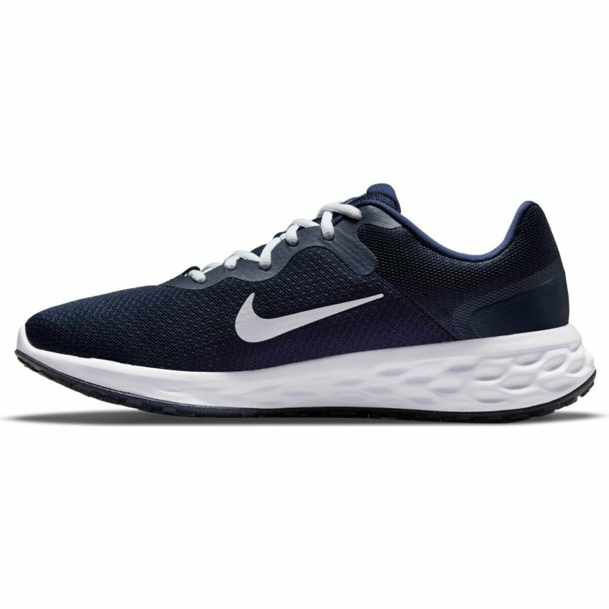 Nike Revolution 6