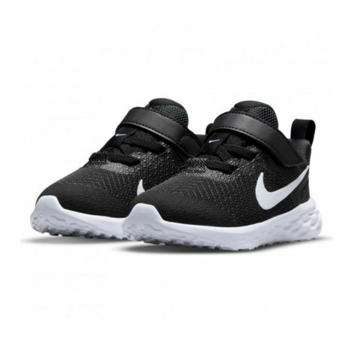 Black Nike Revolution