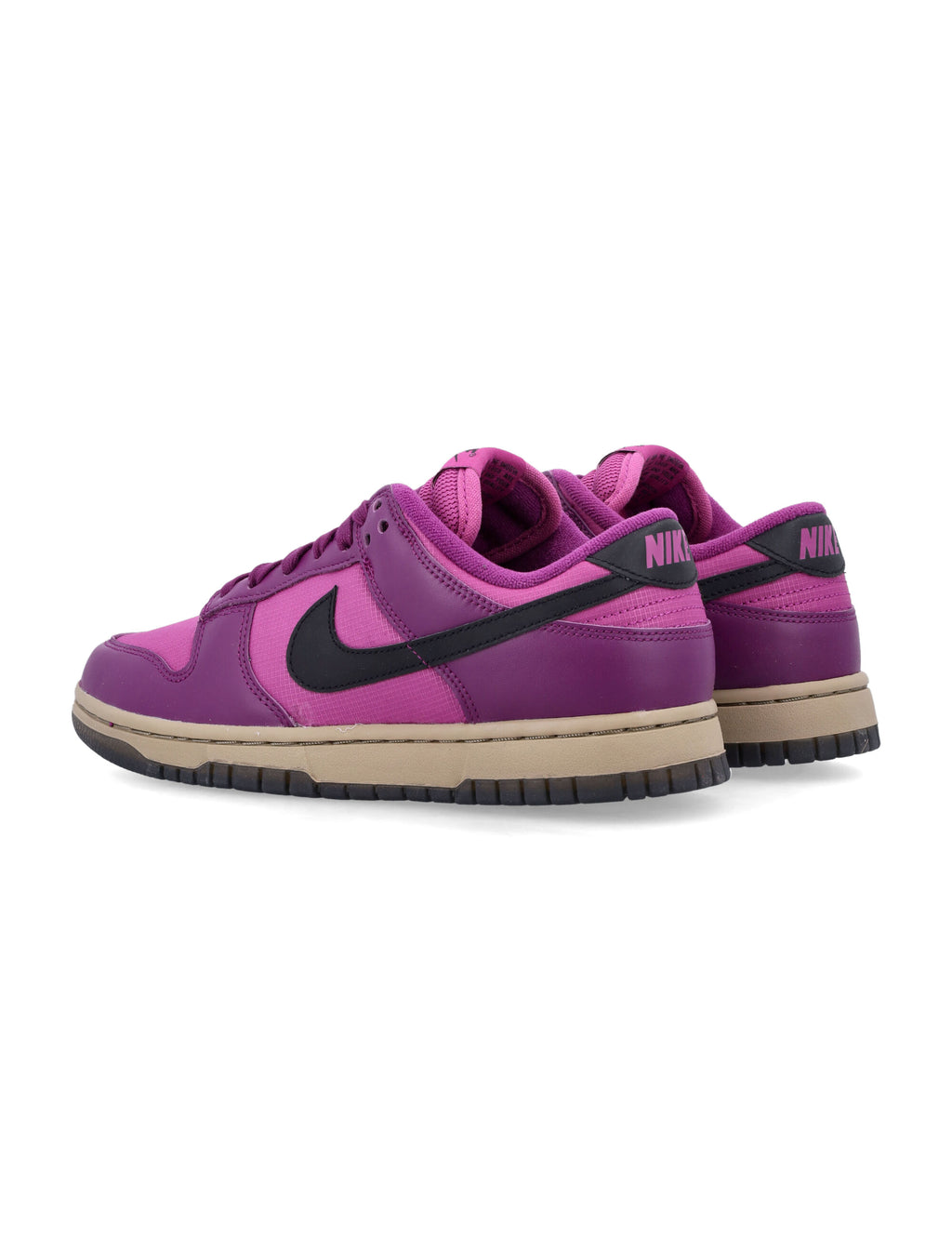 NIKE lace up