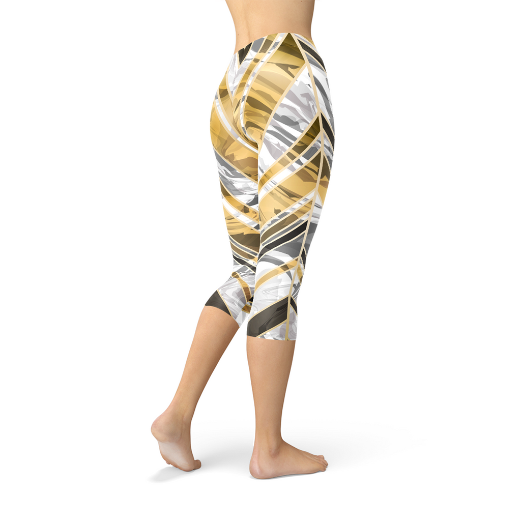 KrissFit Gold Lines Capri Legging