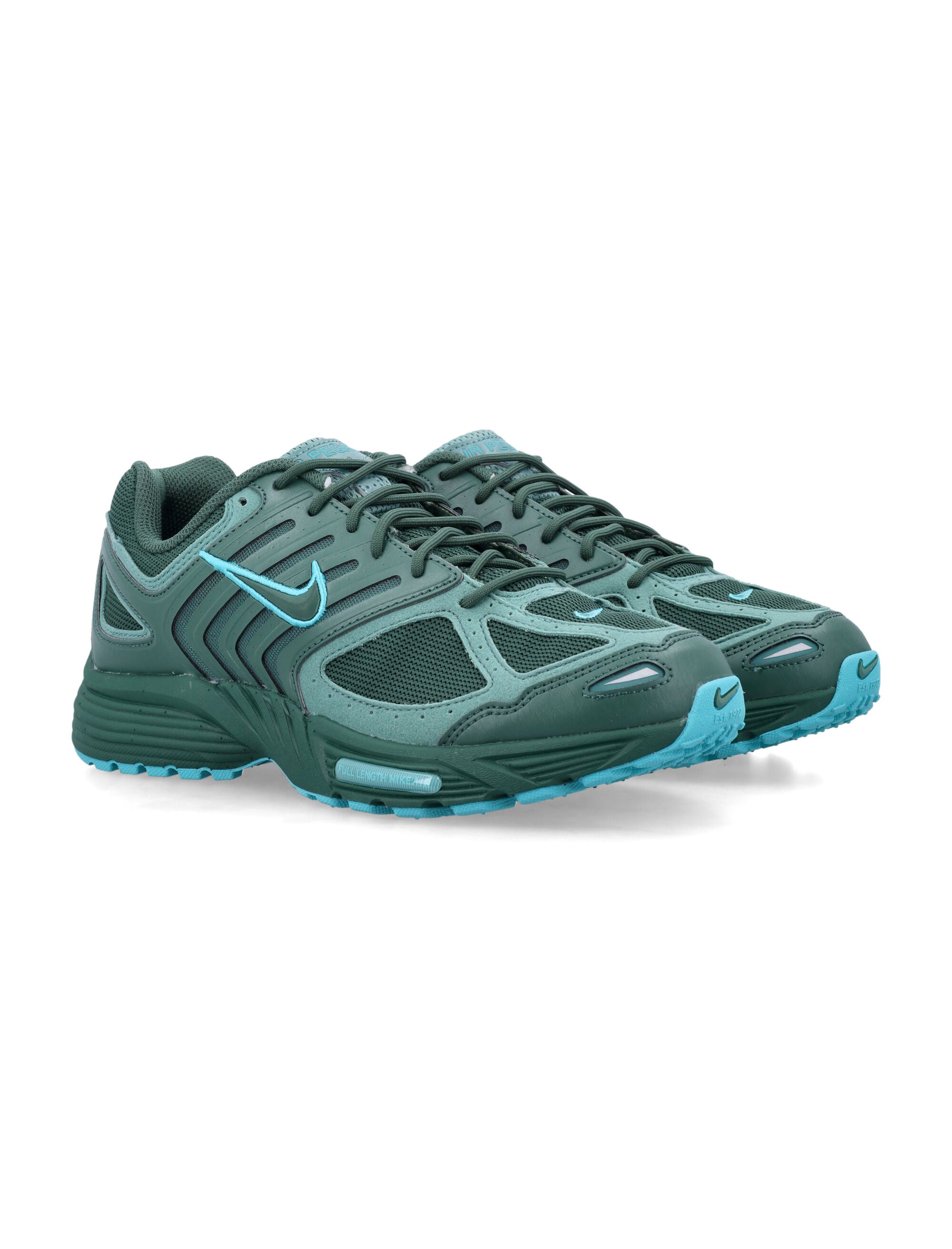 NIKE Round sneakers